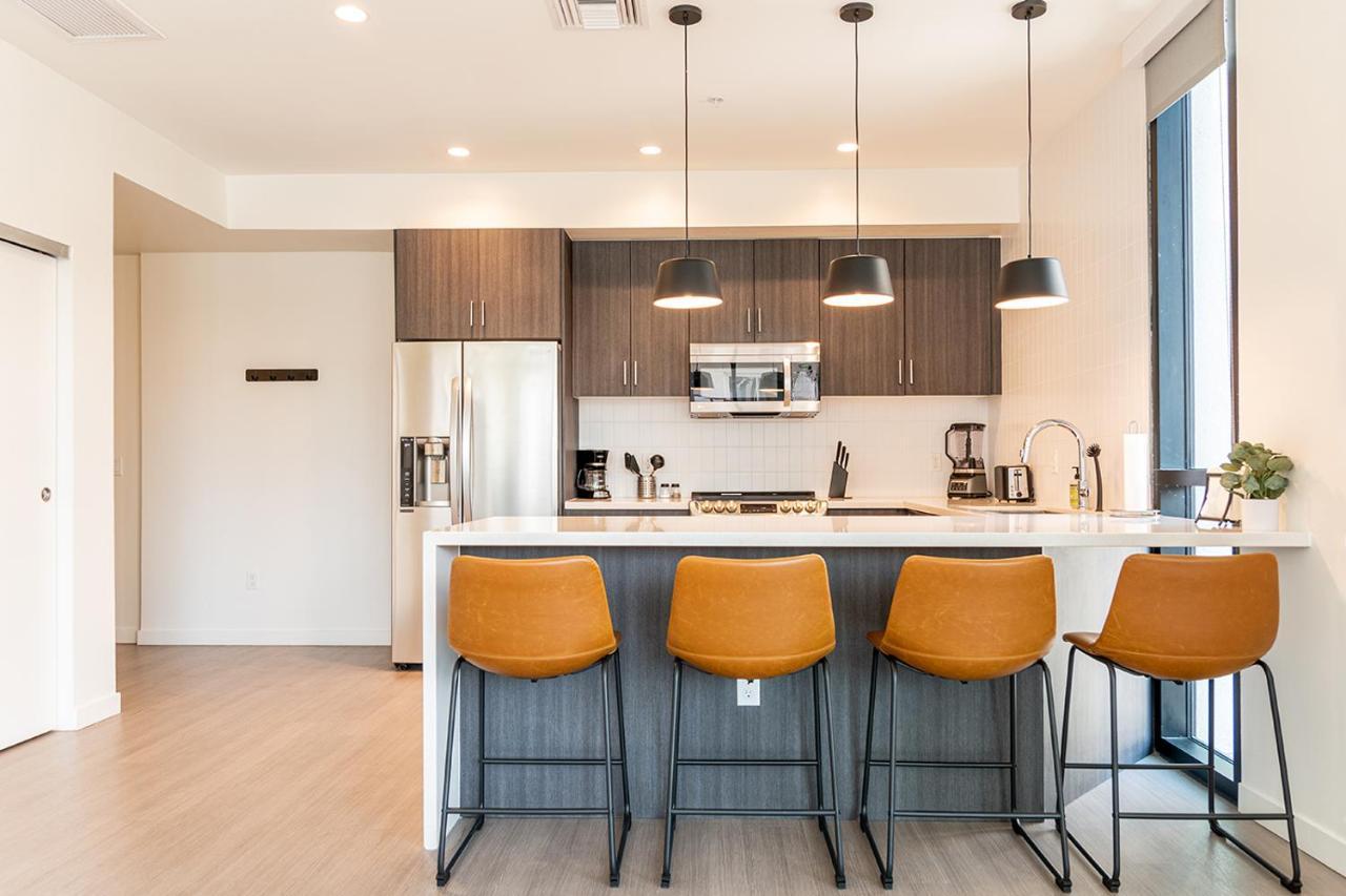 Luxe Insta-Worthy Retreat Located Downtown Apartment Tucson Bagian luar foto