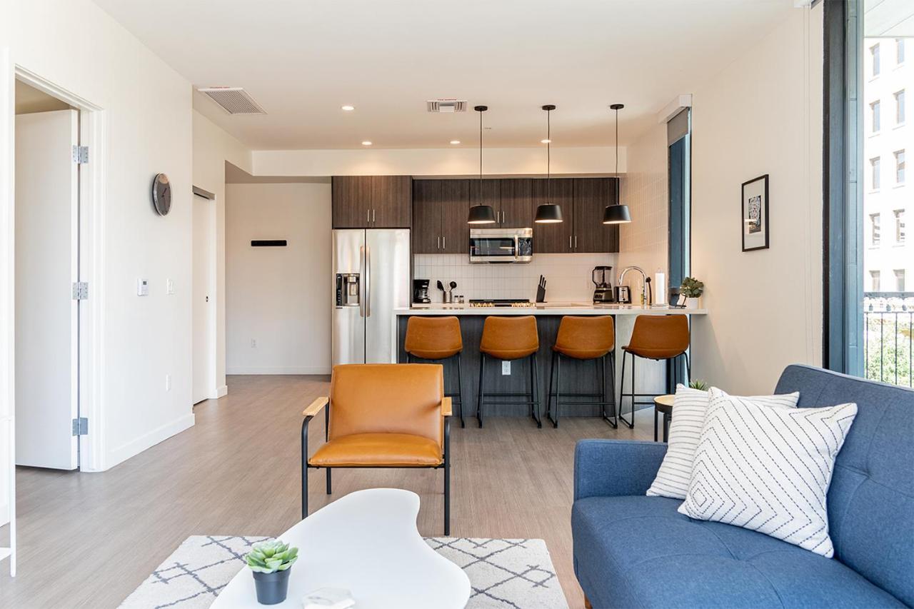 Luxe Insta-Worthy Retreat Located Downtown Apartment Tucson Bagian luar foto
