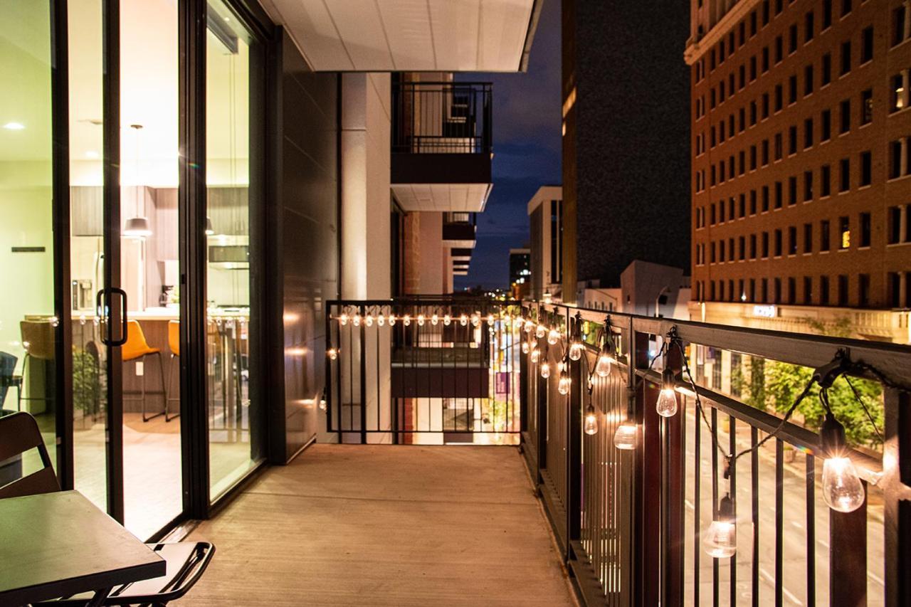 Luxe Insta-Worthy Retreat Located Downtown Apartment Tucson Bagian luar foto
