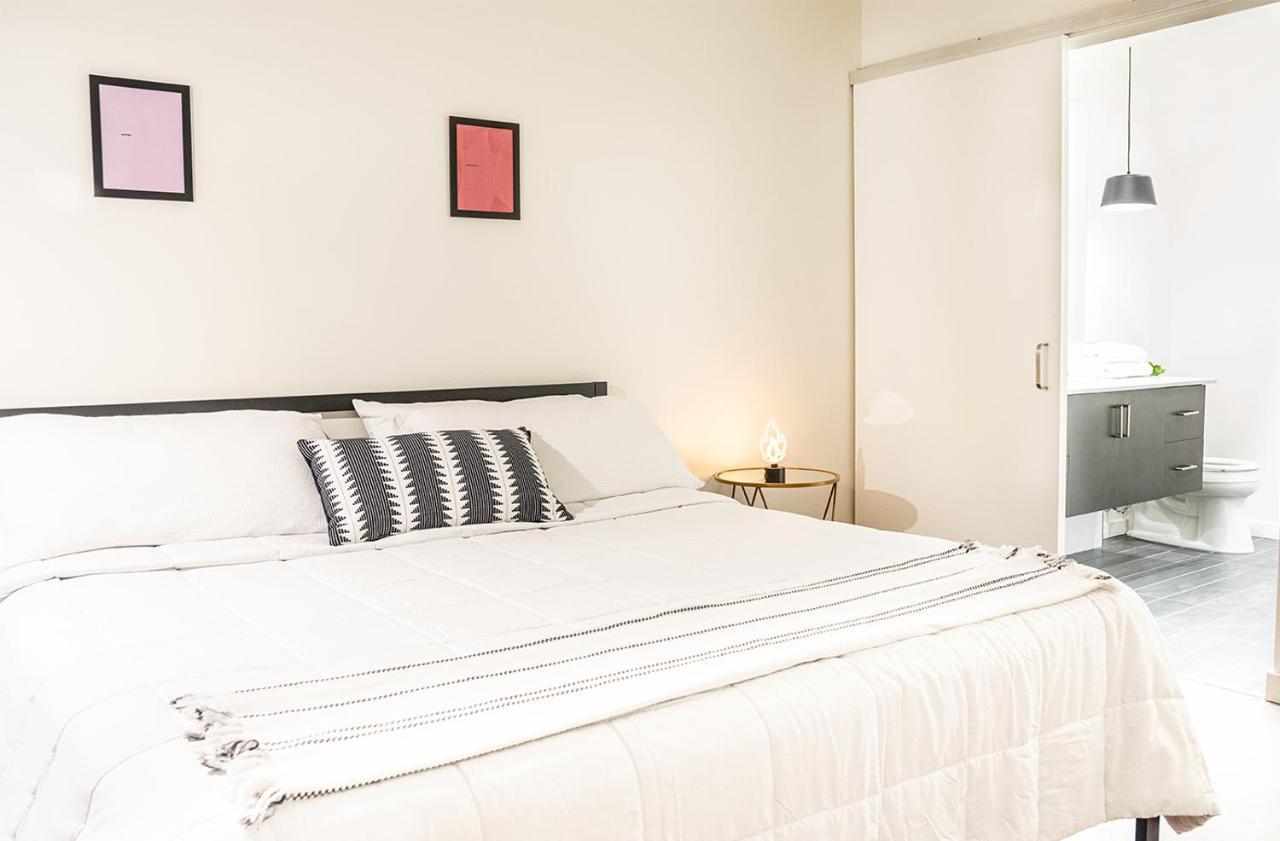 Luxe Insta-Worthy Retreat Located Downtown Apartment Tucson Bagian luar foto
