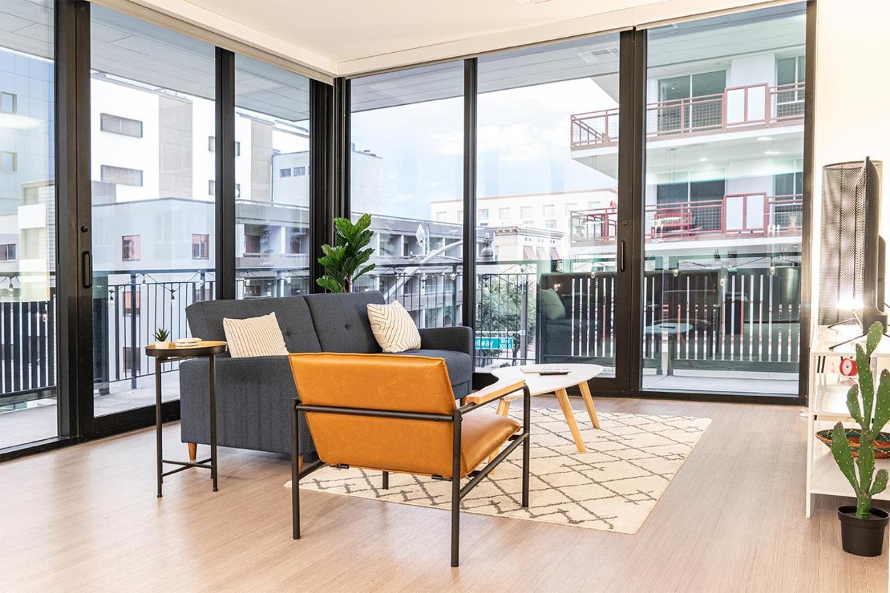 Luxe Insta-Worthy Retreat Located Downtown Apartment Tucson Bagian luar foto